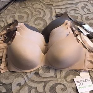 6 New Uniqlo wireless bras 34D